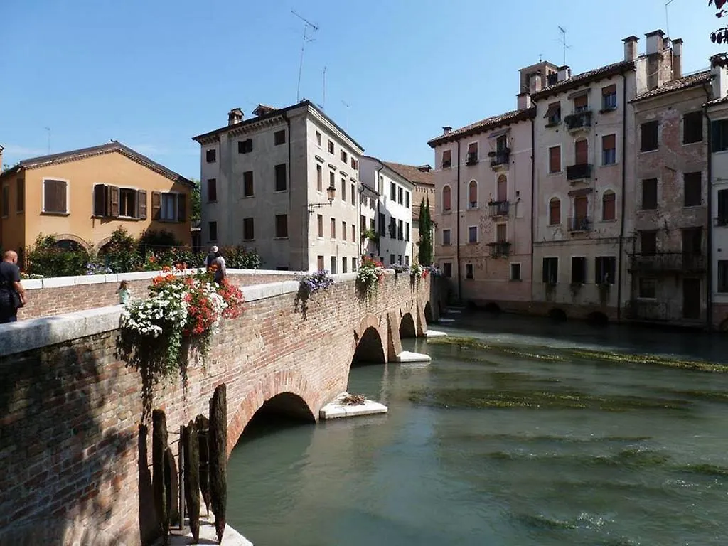 Alojamento de Acomodação e Pequeno-almoço B&B Al Sogno Di Laura Treviso Itália